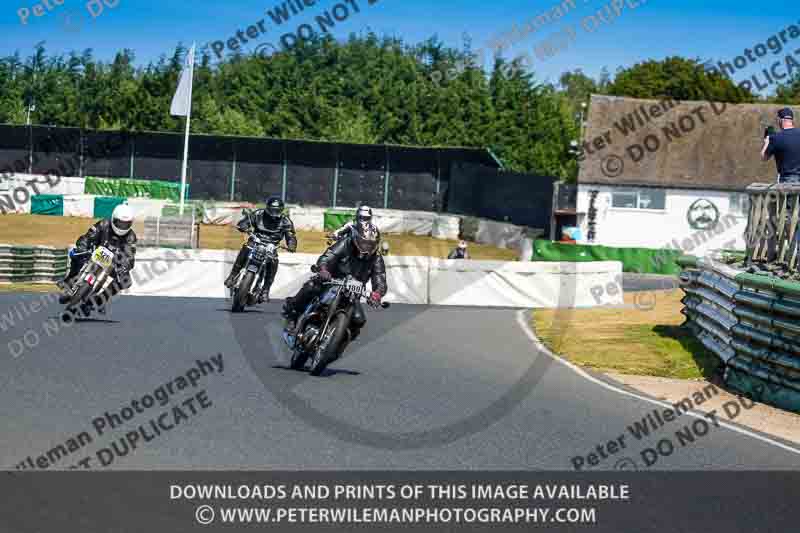 Vintage motorcycle club;eventdigitalimages;mallory park;mallory park trackday photographs;no limits trackdays;peter wileman photography;trackday digital images;trackday photos;vmcc festival 1000 bikes photographs